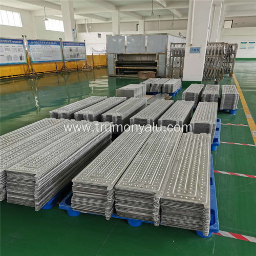 Aluminum battery cold plate for EV